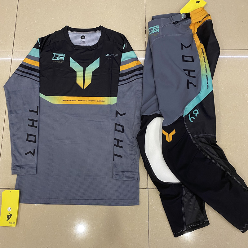 Ensemble de vêtements de sport - Motorcycle Gear On Sale avis et prix